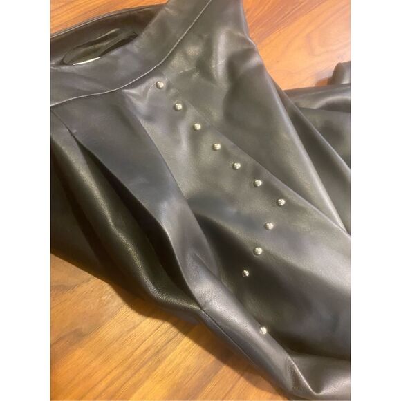 Smart Universe Wear Women’s Black Lamb Leather Studded Flared Skirt Medium NWT - Picture 7 of 8